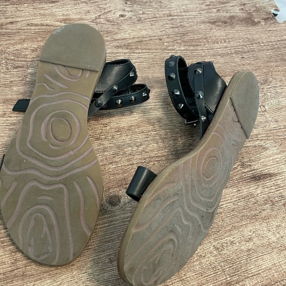 Crown Vintage Studded Strappy Sandals Black - Picture 6 of 6